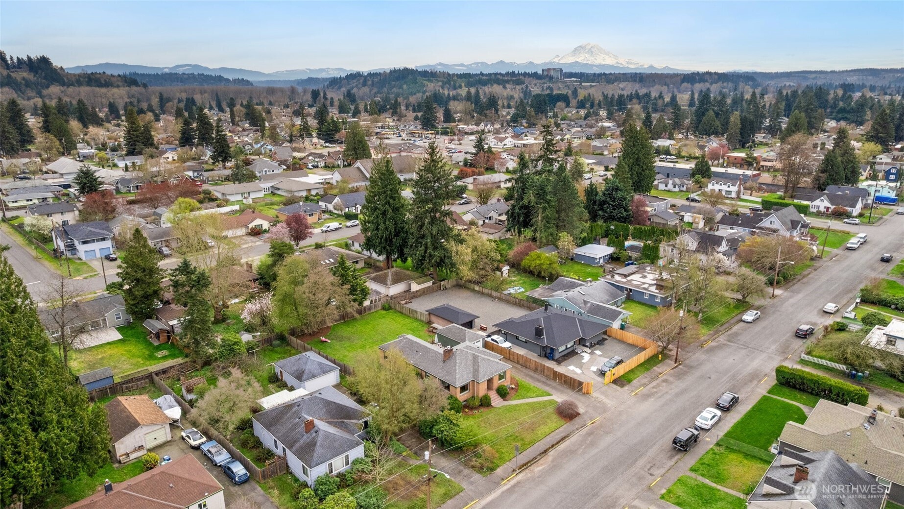 214 J Street NE, Auburn, WA 98002