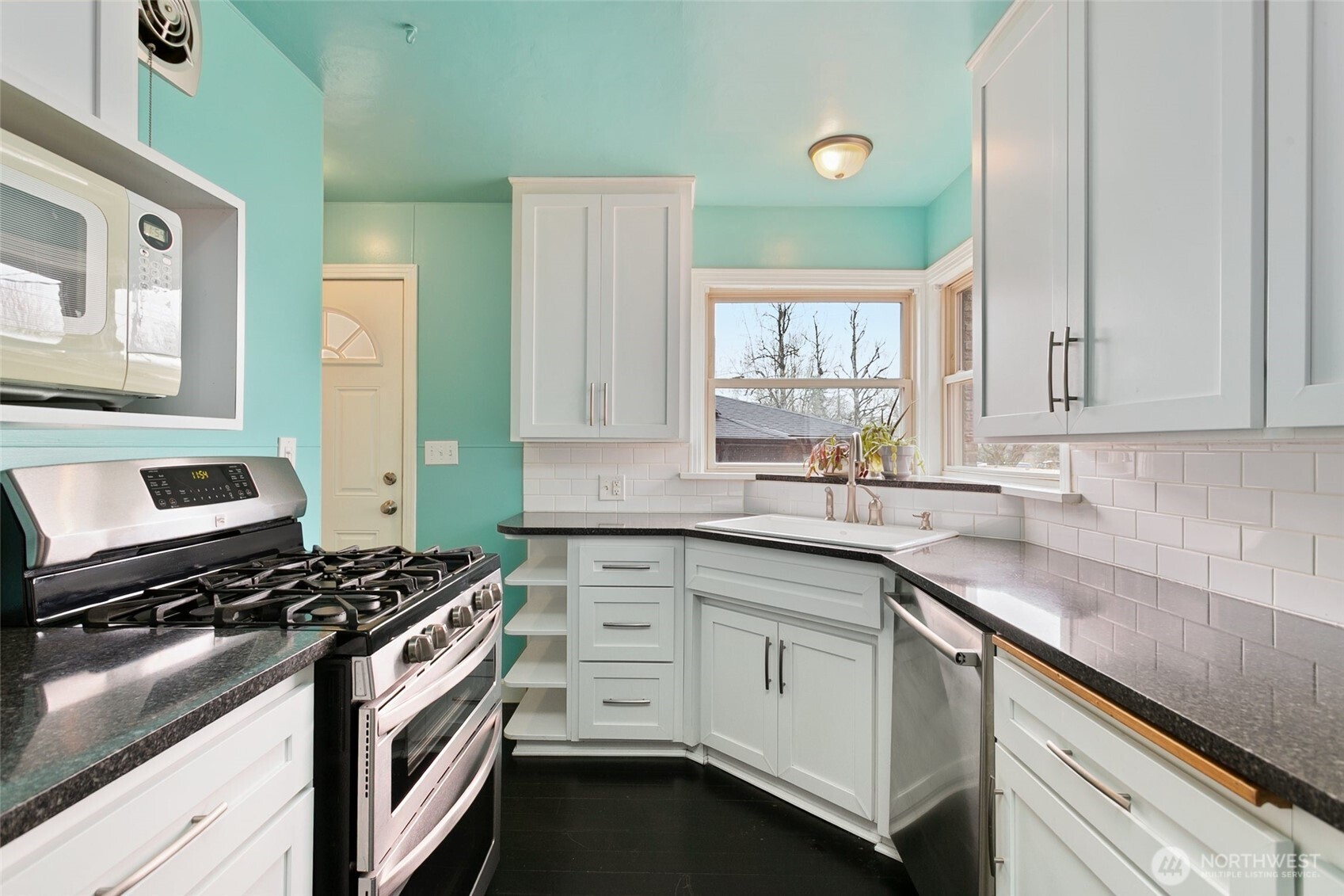 214 J Street NE, Auburn, WA 98002