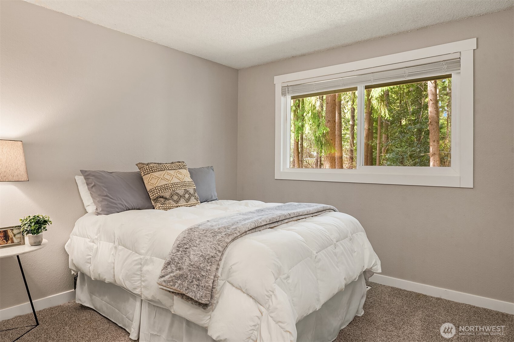 19522 NE 181st Street , Woodinville, WA 98077