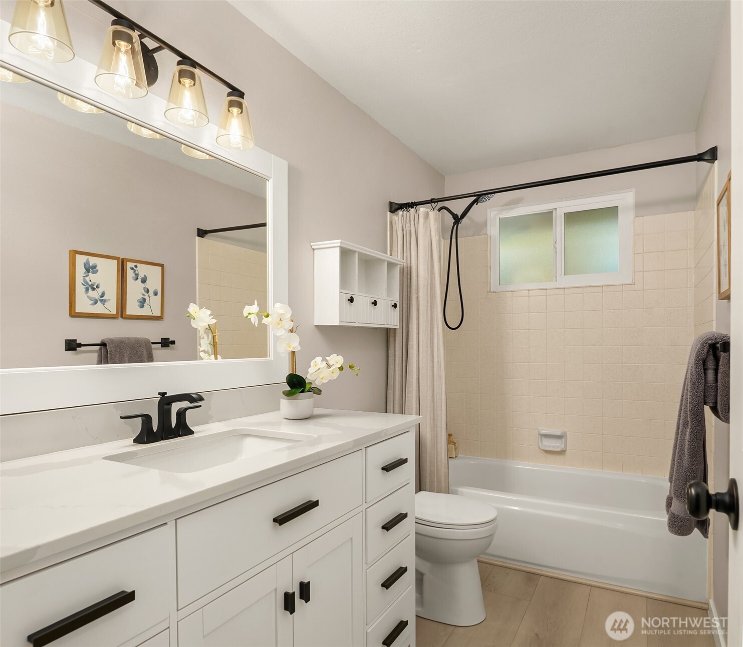 19522 NE 181st Street , Woodinville, WA 98077