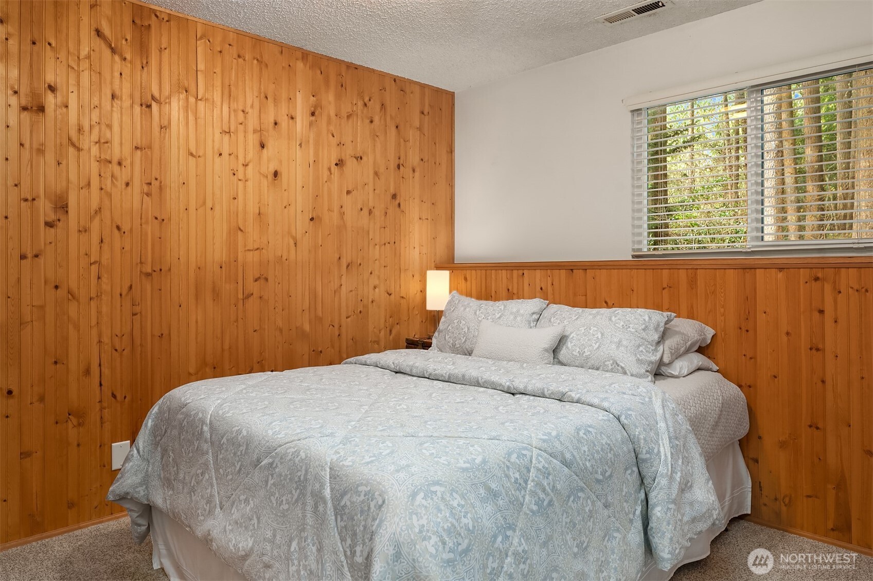 19522 NE 181st Street , Woodinville, WA 98077