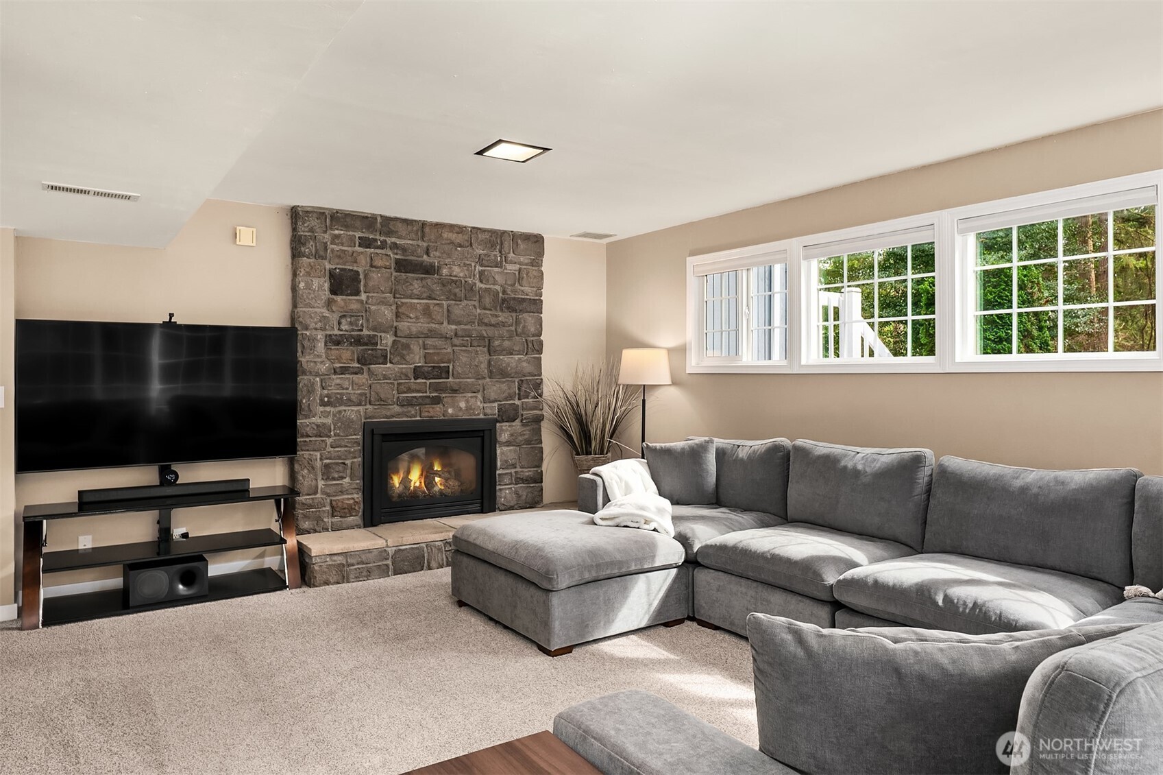 19522 NE 181st Street , Woodinville, WA 98077