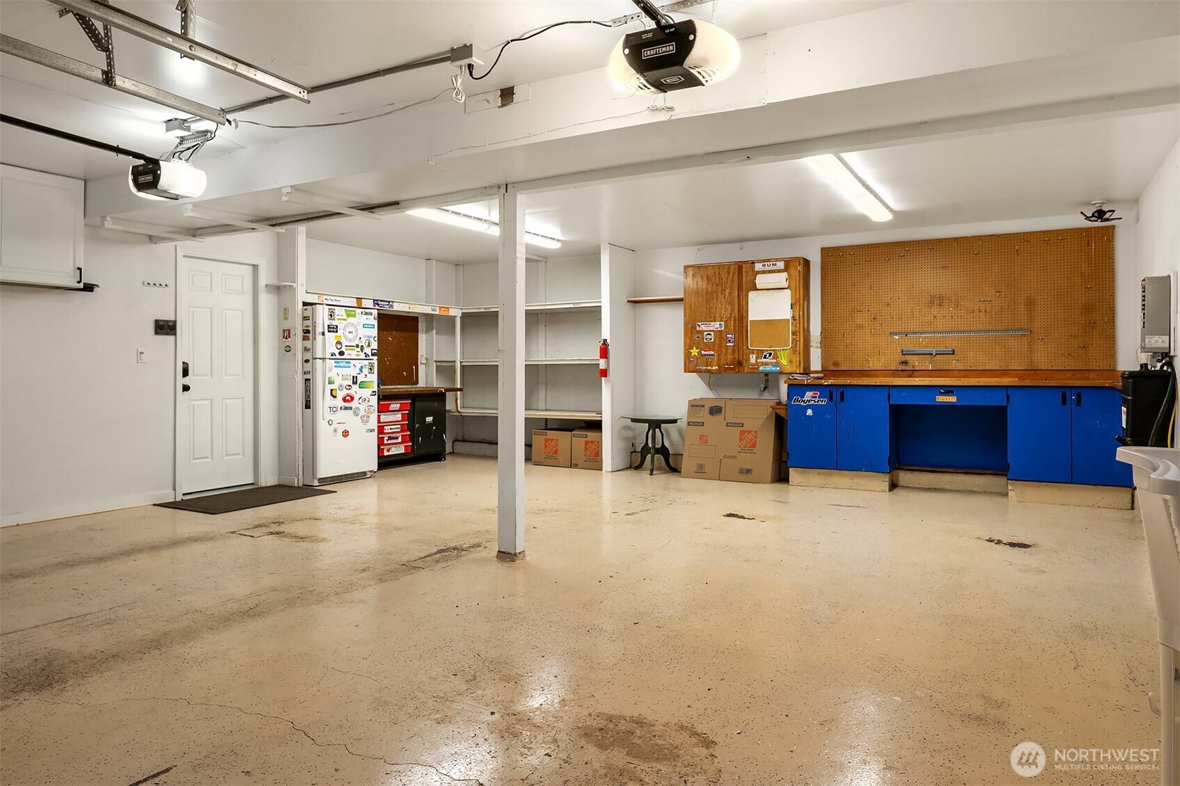 19522 NE 181st Street , Woodinville, WA 98077