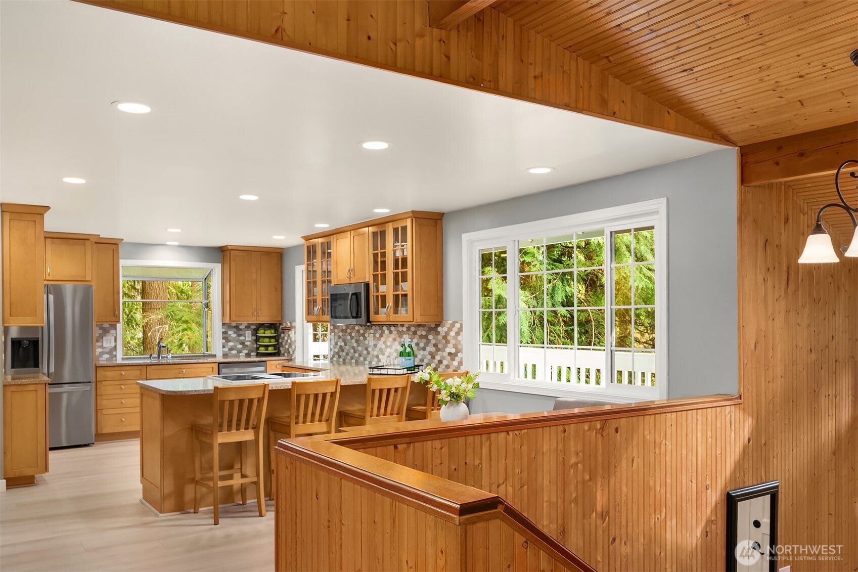 19522 NE 181st Street , Woodinville, WA 98077