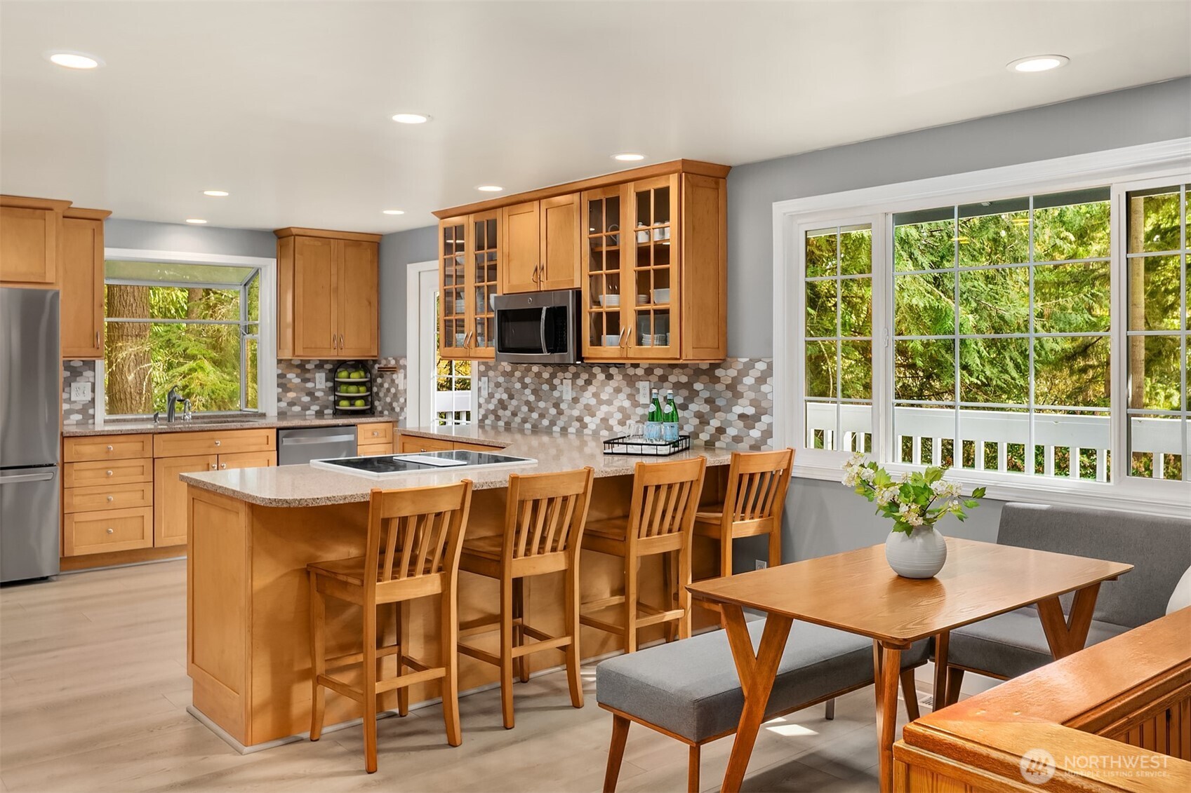 19522 NE 181st Street , Woodinville, WA 98077