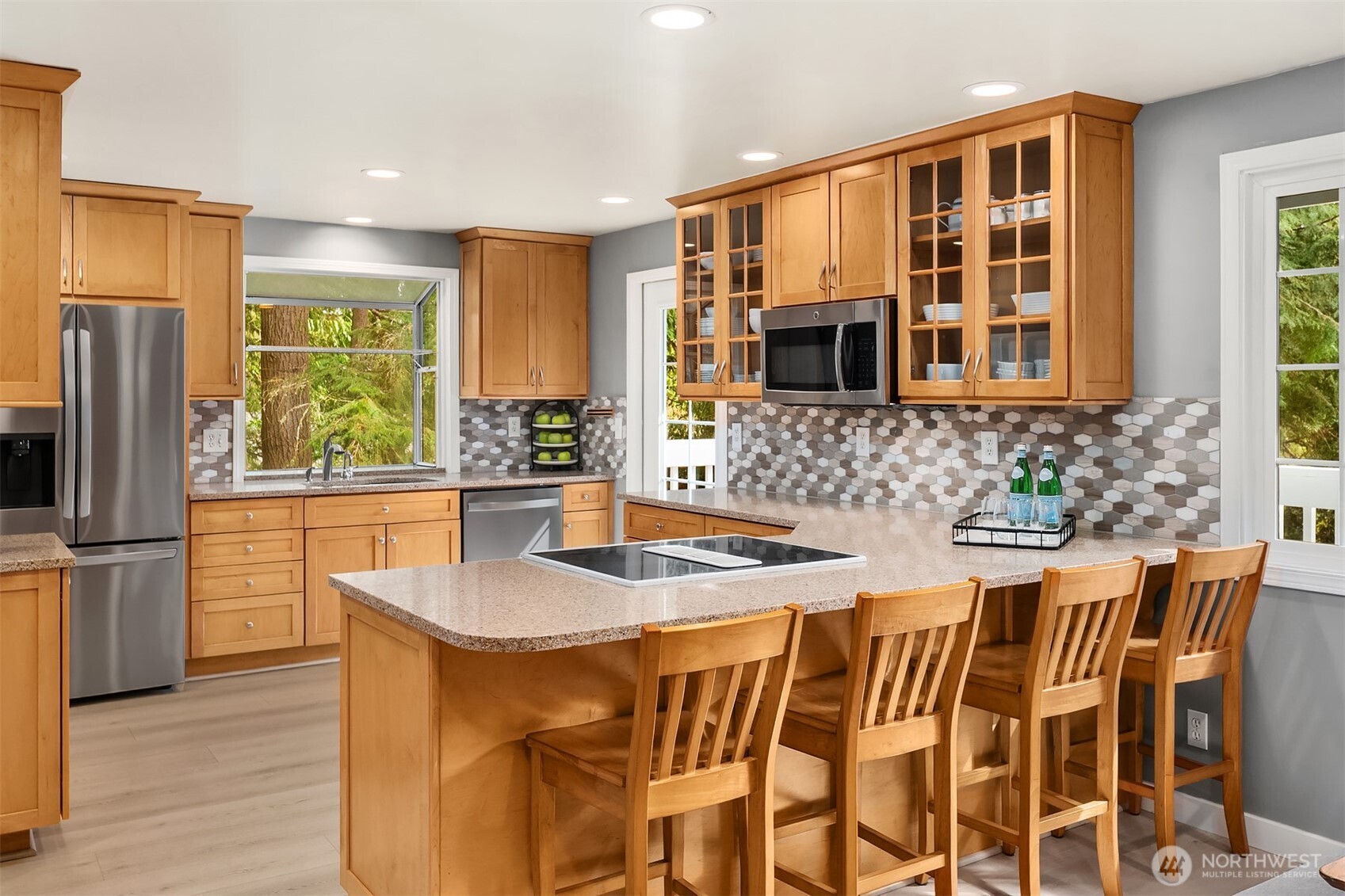 19522 NE 181st Street , Woodinville, WA 98077