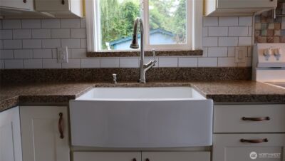 3140 E Washington , Port Orchard, WA 98366 - Photo 21