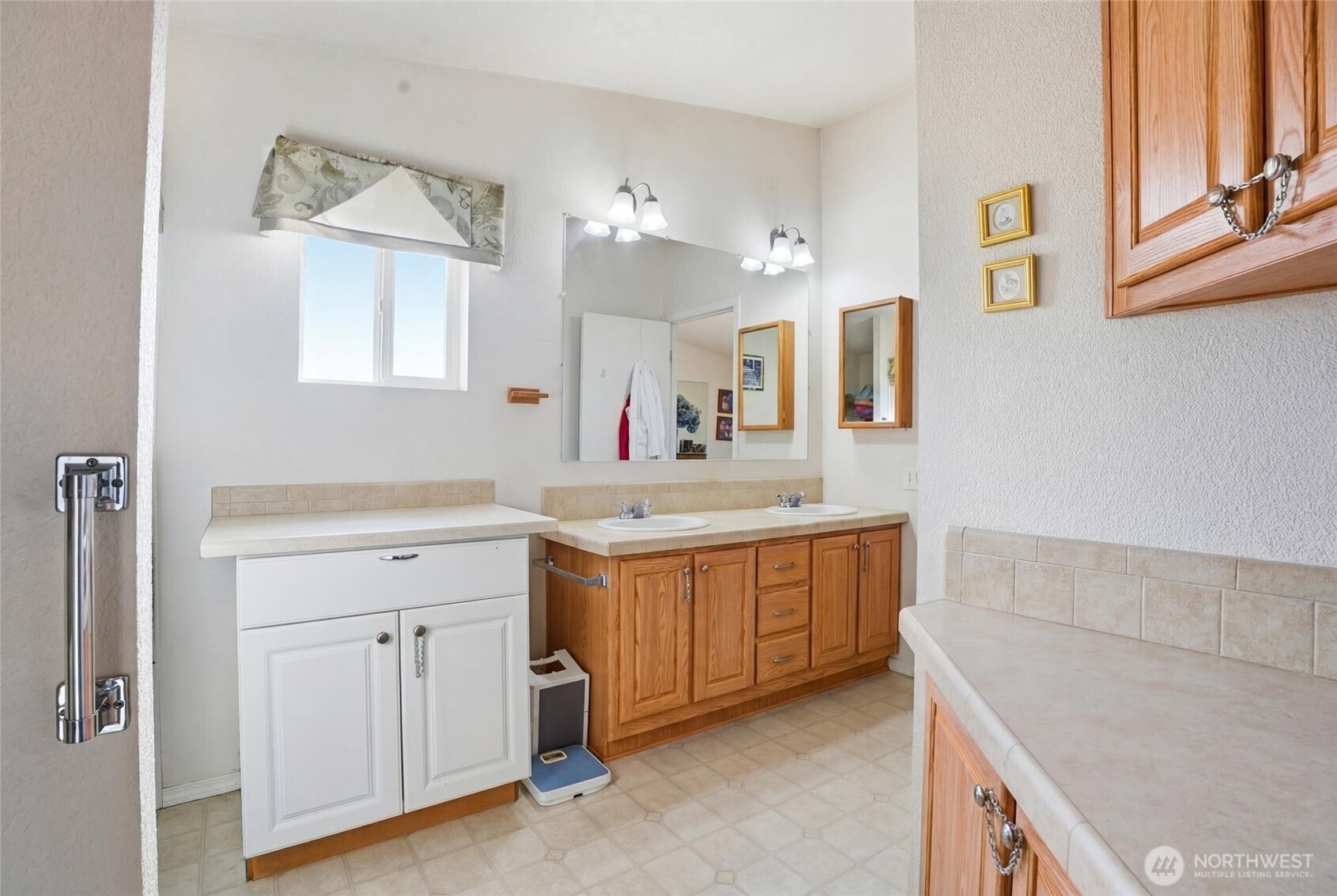 1003 Lord Street , Kelso, WA 98626