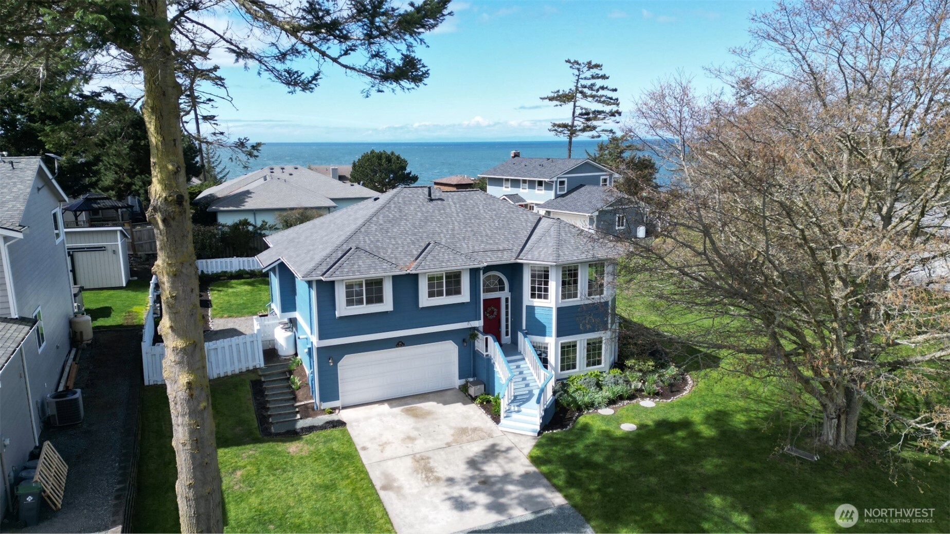 561 Fort Ebey Road , Coupeville, WA 98239