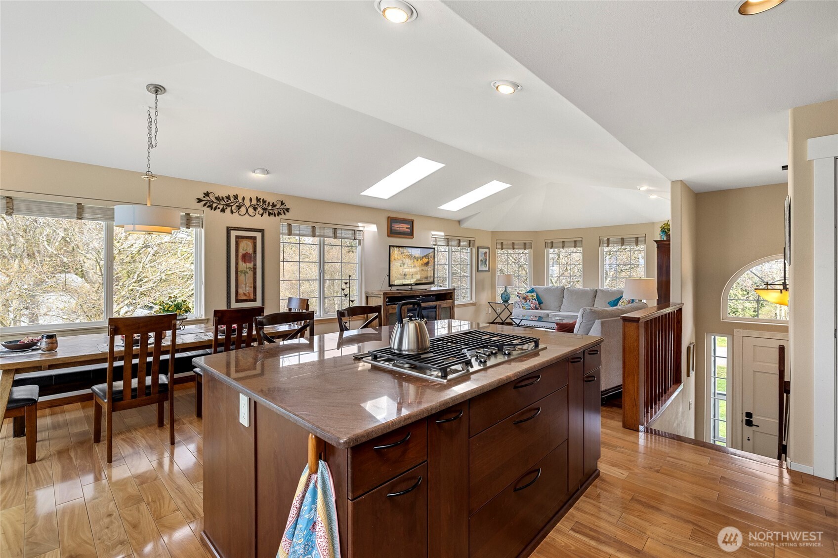 561 Fort Ebey Road , Coupeville, WA 98239