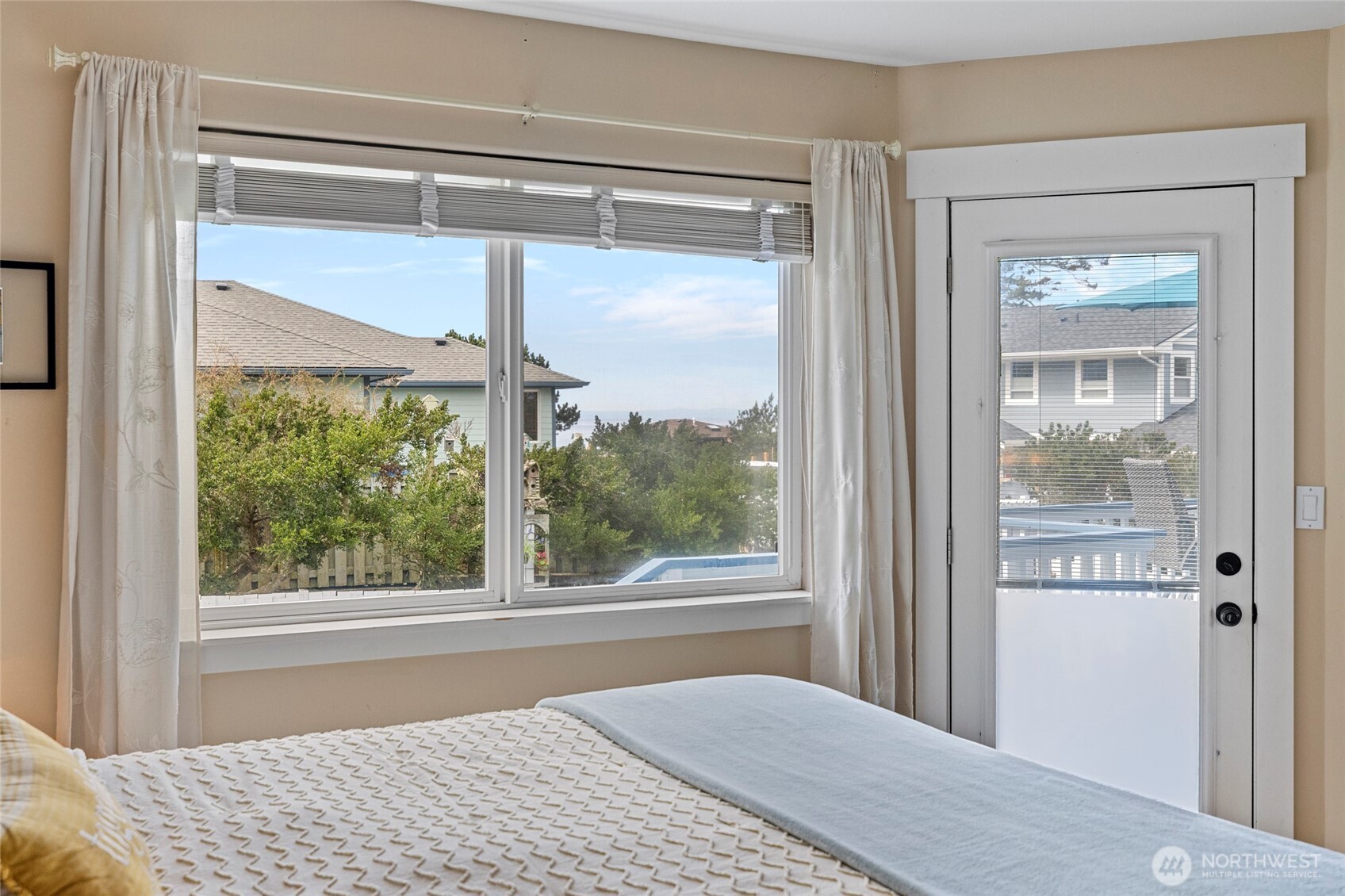 561 Fort Ebey Road , Coupeville, WA 98239