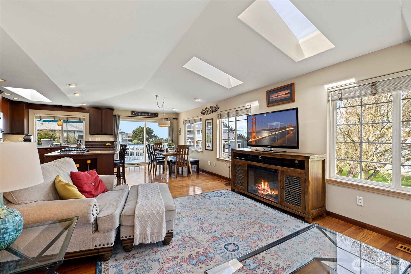 561 Fort Ebey Road , Coupeville, WA 98239