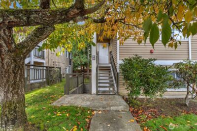 5300 Harbour Pointe Boulevard #307A, Mukilteo, WA 98275 - Photo 3