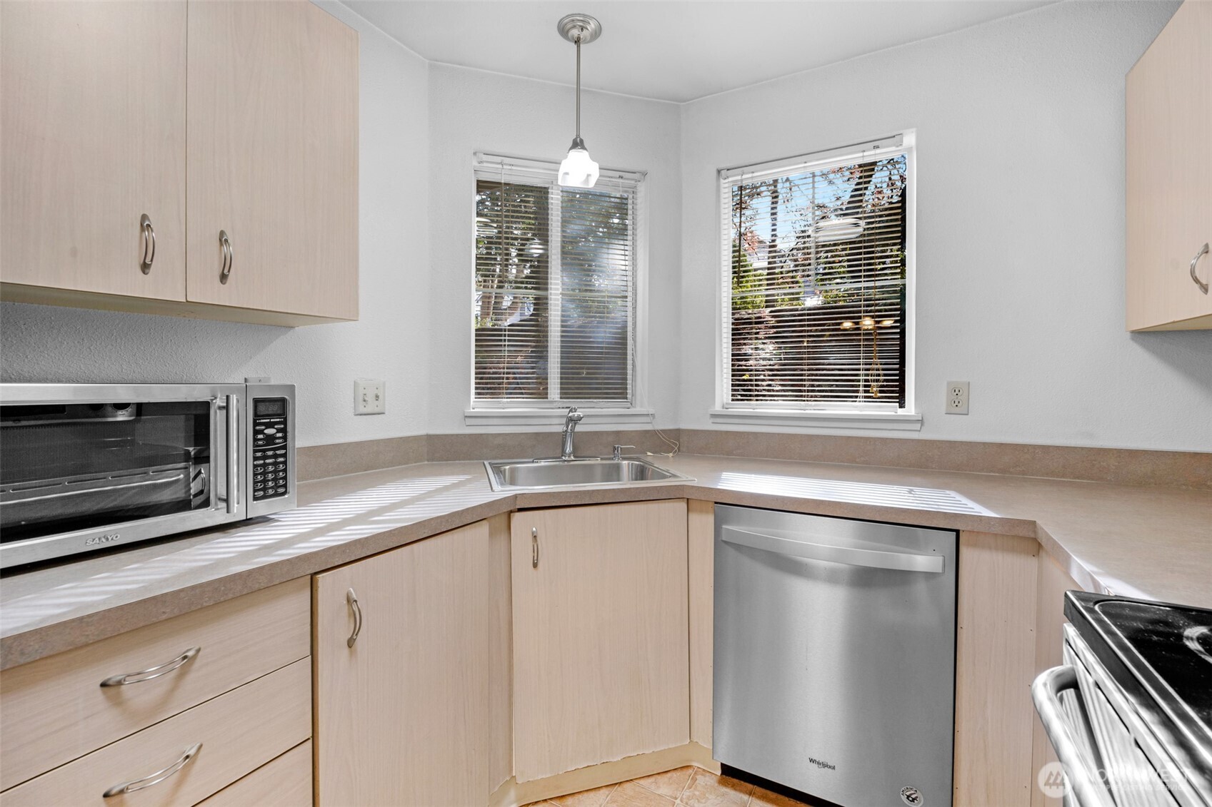 5300 Harbour Pointe Boulevard #307A, Mukilteo, WA 98275