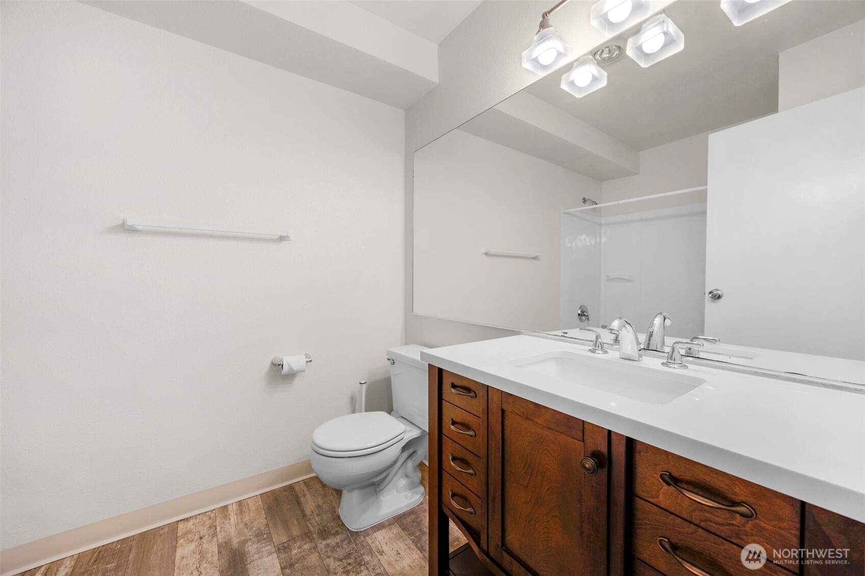 5300 Harbour Pointe Boulevard #307A, Mukilteo, WA 98275