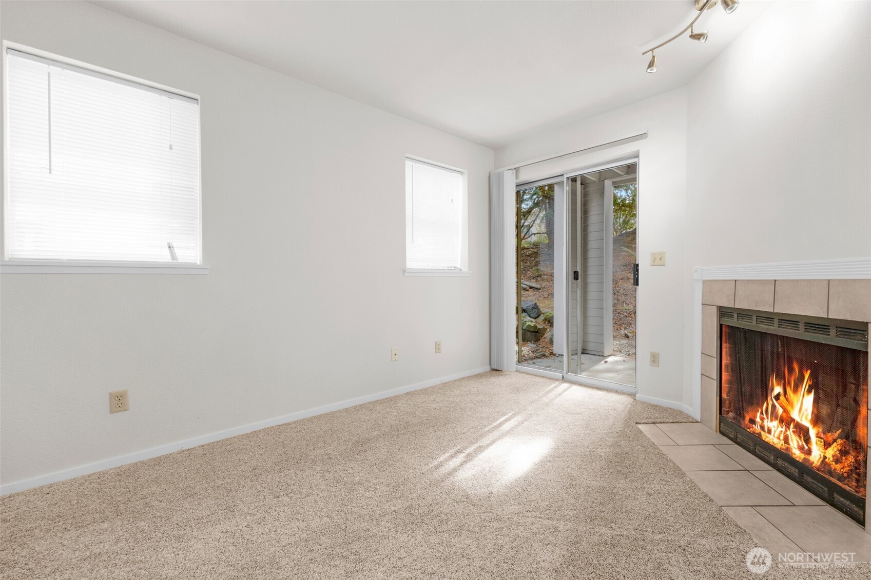 5300 Harbour Pointe Boulevard #307A, Mukilteo, WA 98275