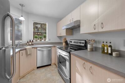 5300 Harbour Pointe Boulevard #307A, Mukilteo, WA 98275 - Photo 10
