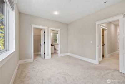 10610 NE 28th Street , Bellevue, WA 98004 - Photo 25