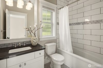 10610 NE 28th Street , Bellevue, WA 98004 - Photo 26
