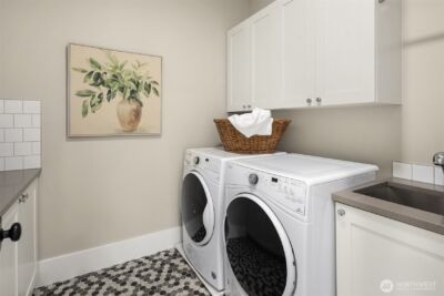 10610 NE 28th Street , Bellevue, WA 98004 - Photo 29