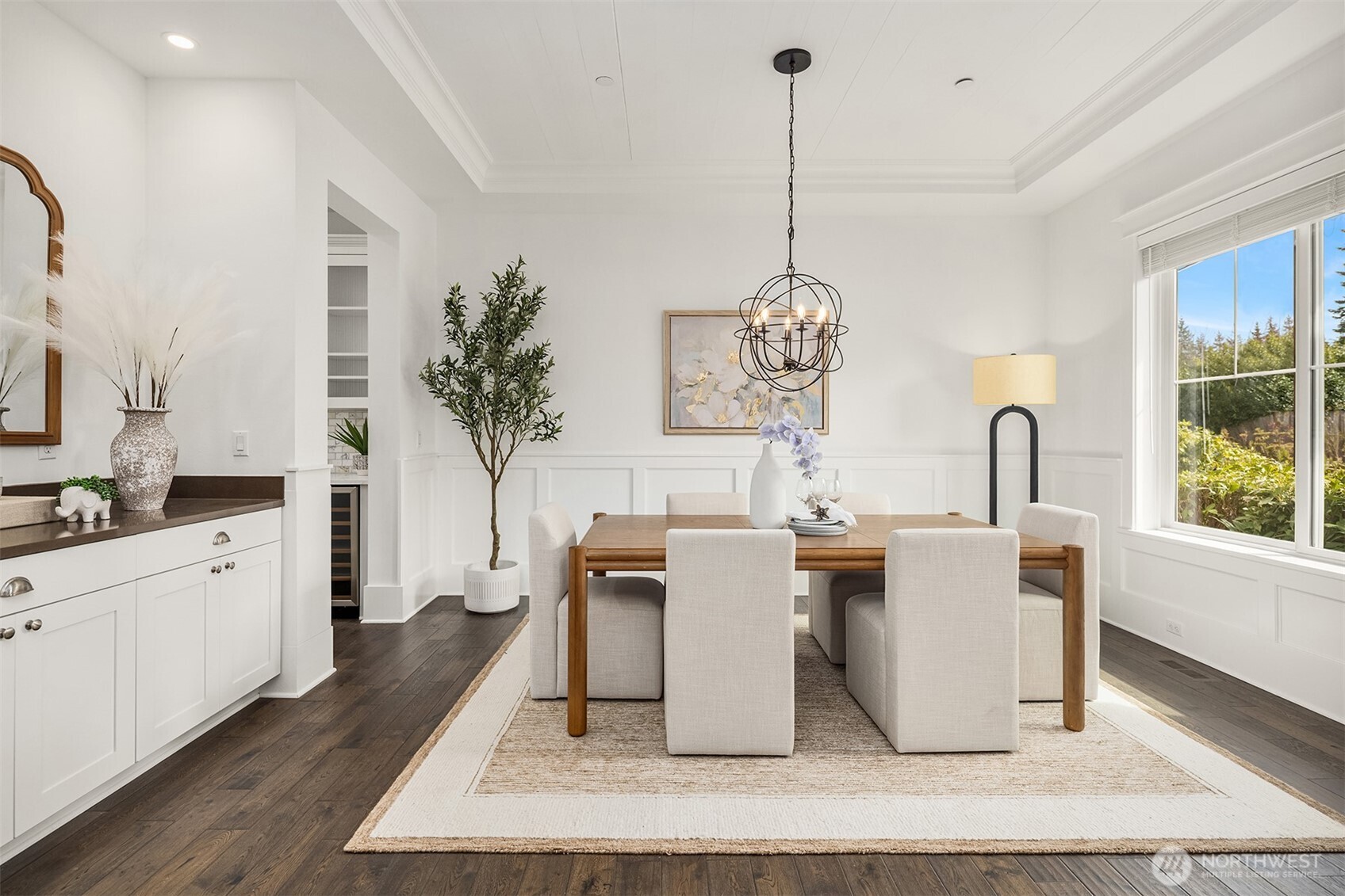 10610 NE 28th Street , Bellevue, WA 98004