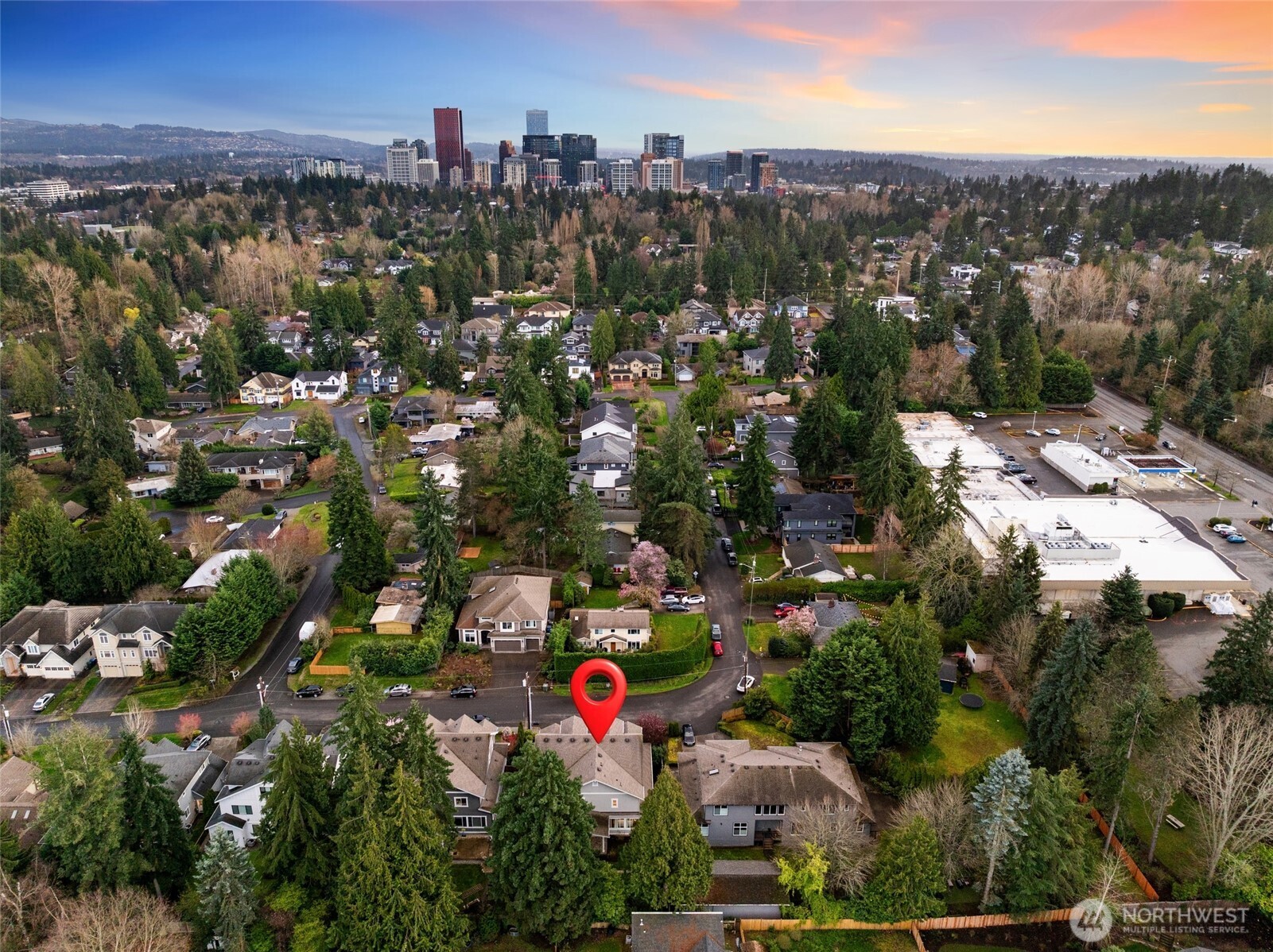 10610 NE 28th Street , Bellevue, WA 98004