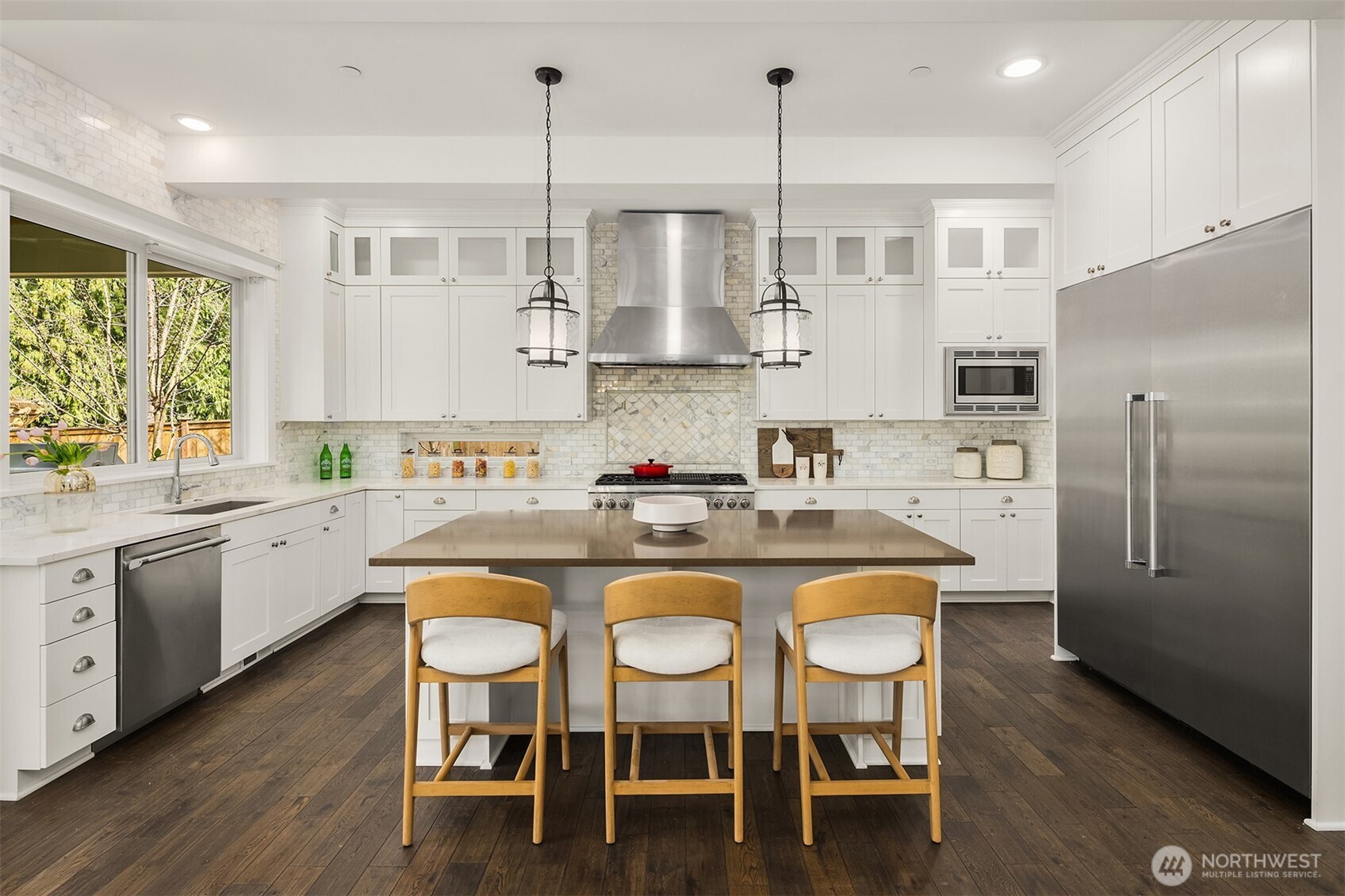 10610 NE 28th Street , Bellevue, WA 98004