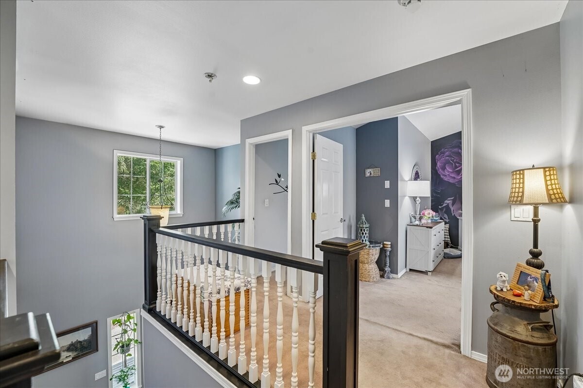 7259 NW Columbine Place , Seabeck, WA 98380