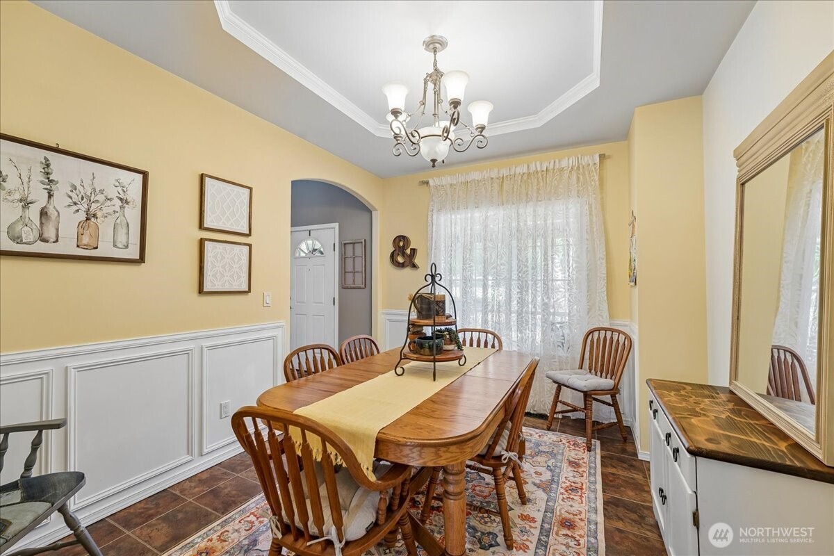 7259 NW Columbine Place , Seabeck, WA 98380