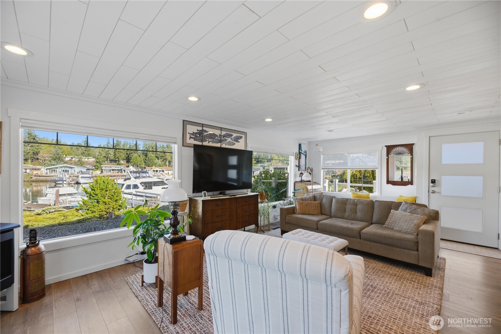 138 Lummi Drive , La Conner, WA 98257