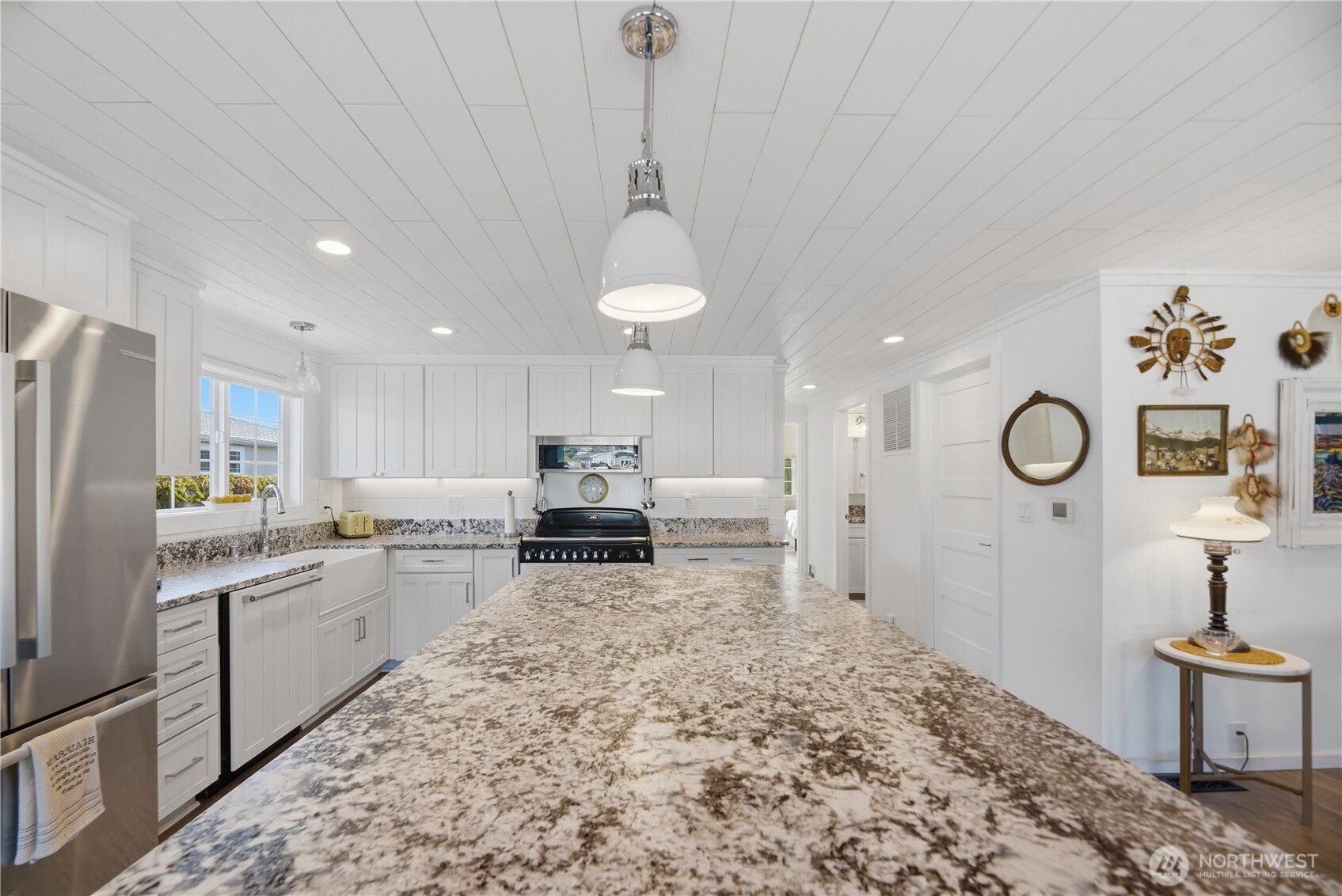 138 Lummi Drive , La Conner, WA 98257