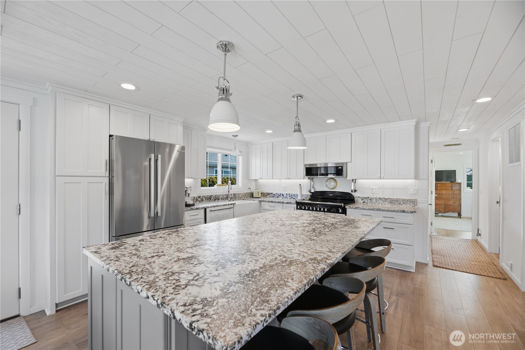 138 Lummi Drive , La Conner, WA 98257