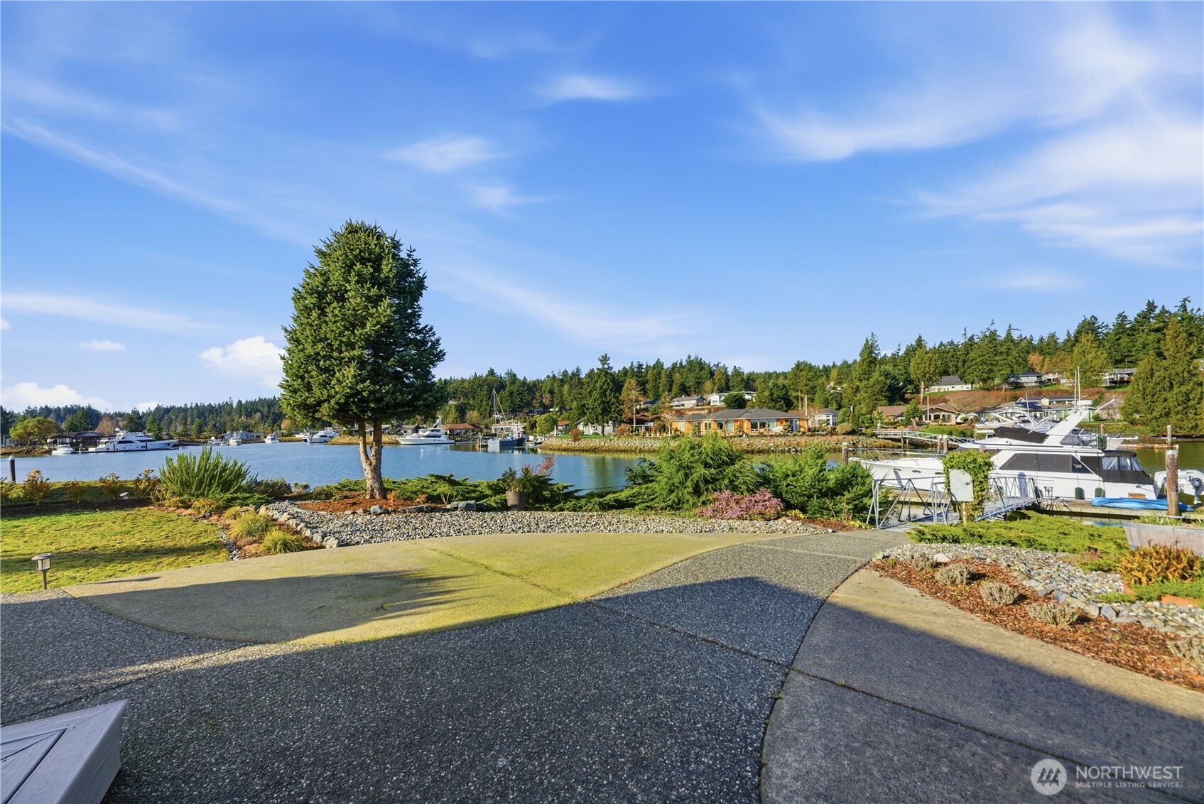 138 Lummi Drive , La Conner, WA 98257