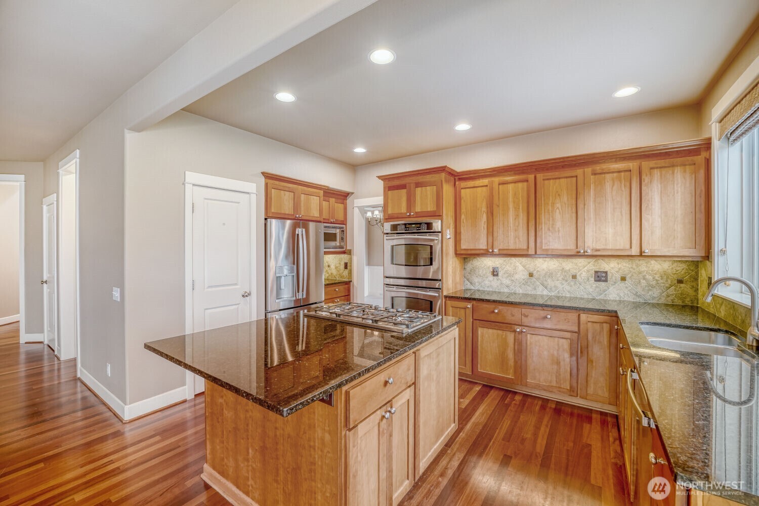 1643 2nd Street , Kirkland, WA 98033