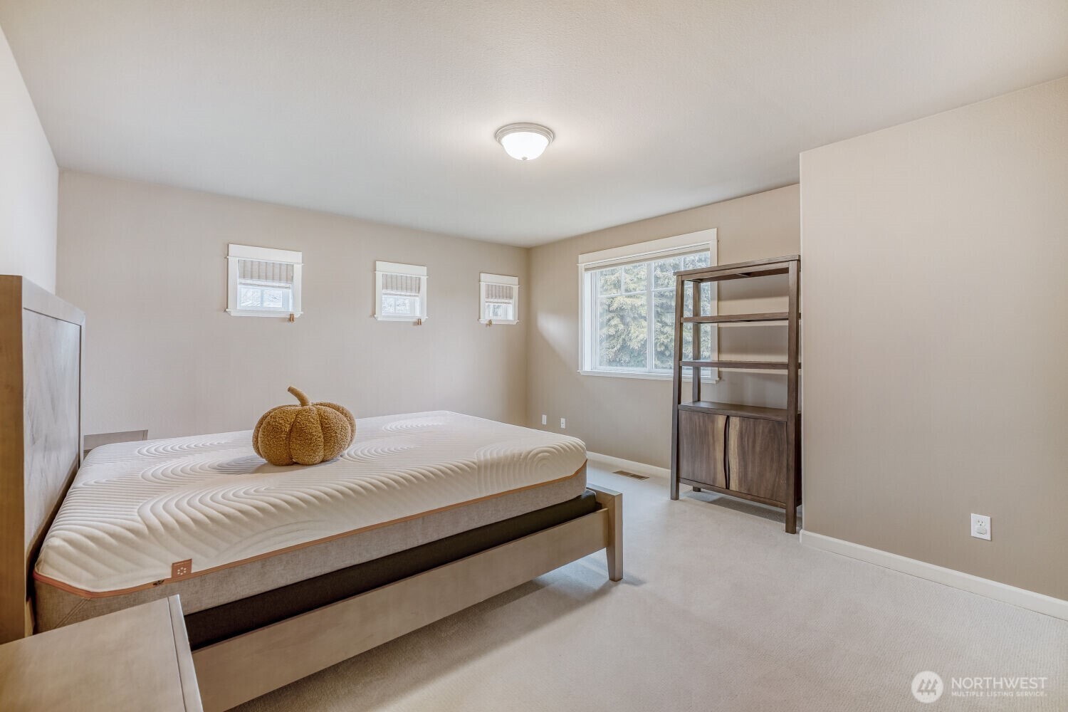 1643 2nd Street , Kirkland, WA 98033