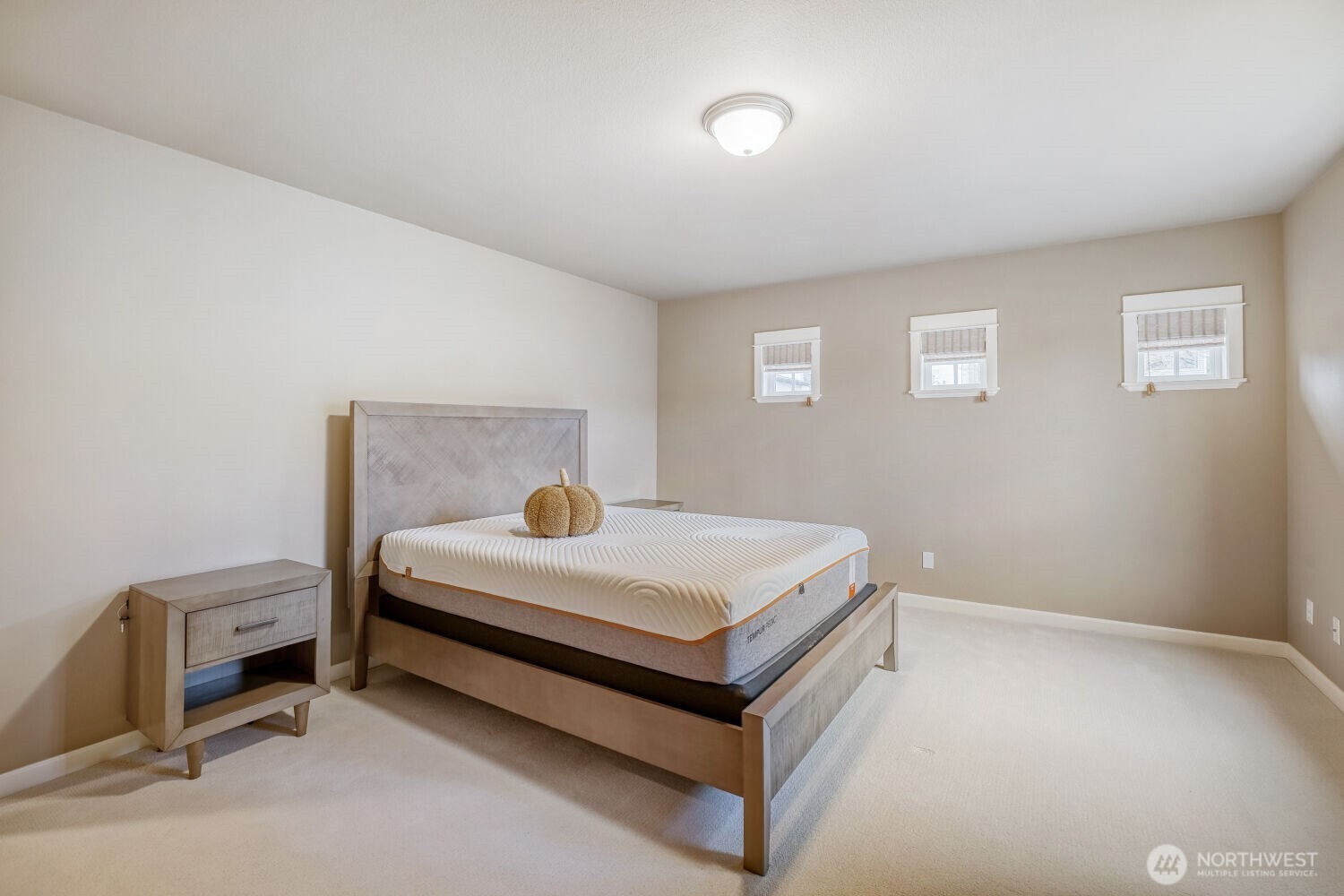 1643 2nd Street , Kirkland, WA 98033