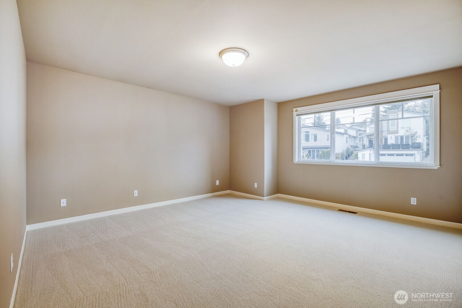 1643 2nd Street , Kirkland, WA 98033