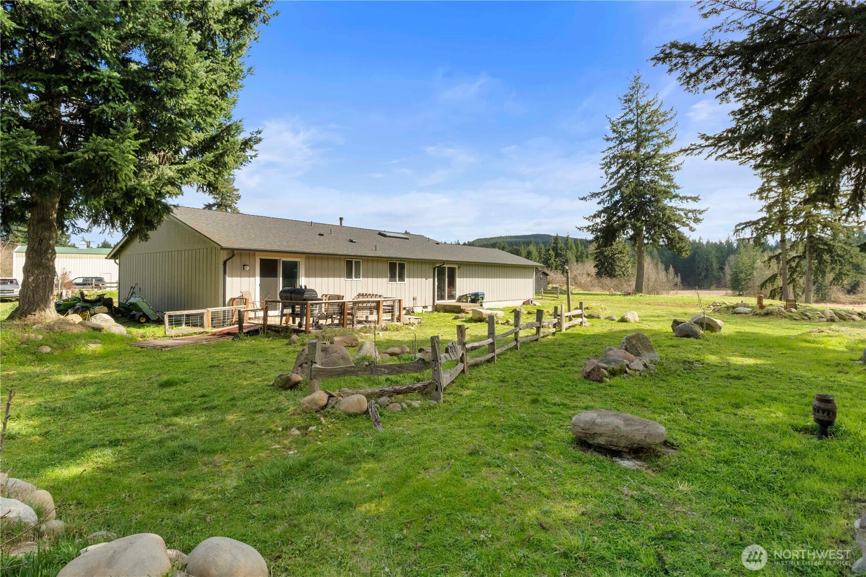 14435 Vail Cut Off Road SE, Rainier, WA 98576