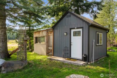 14435 Vail Cut Off Road SE, Rainier, WA 98576 - Photo 17