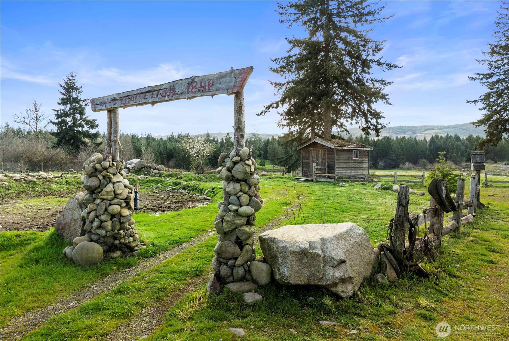 14435 Vail Cut Off Road SE, Rainier, WA 98576