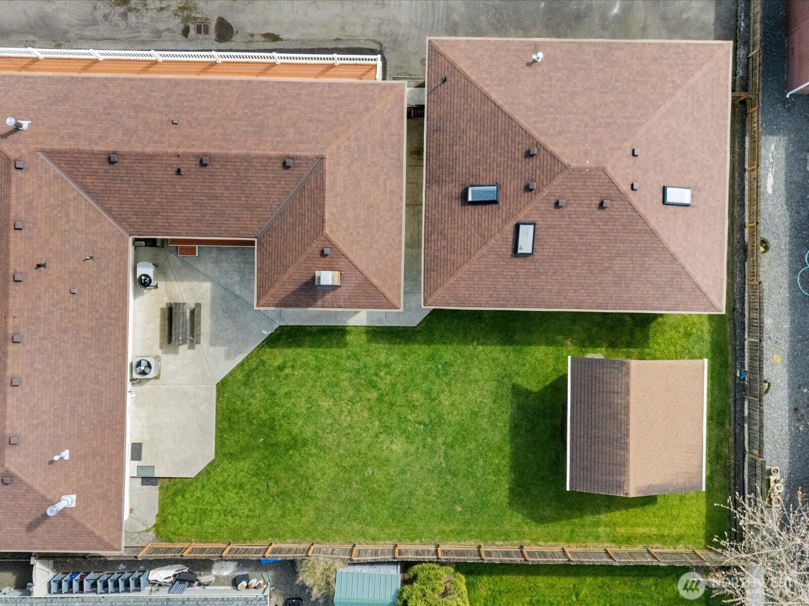216 Caspers Street , Edmonds, WA 98020