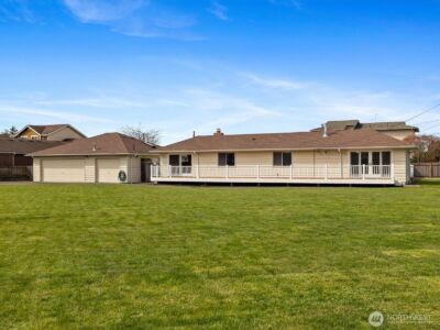 216 Caspers Street , Edmonds, WA 98020 - Photo 4