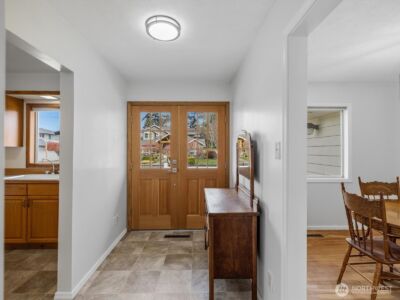 216 Caspers Street , Edmonds, WA 98020 - Photo 5