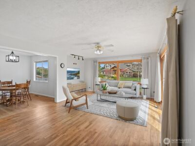 216 Caspers Street , Edmonds, WA 98020 - Photo 9