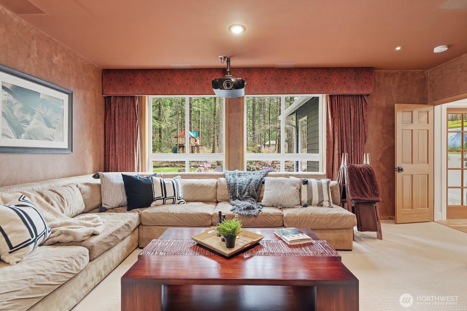 45723 SE 138TH Court , North Bend, WA 98045