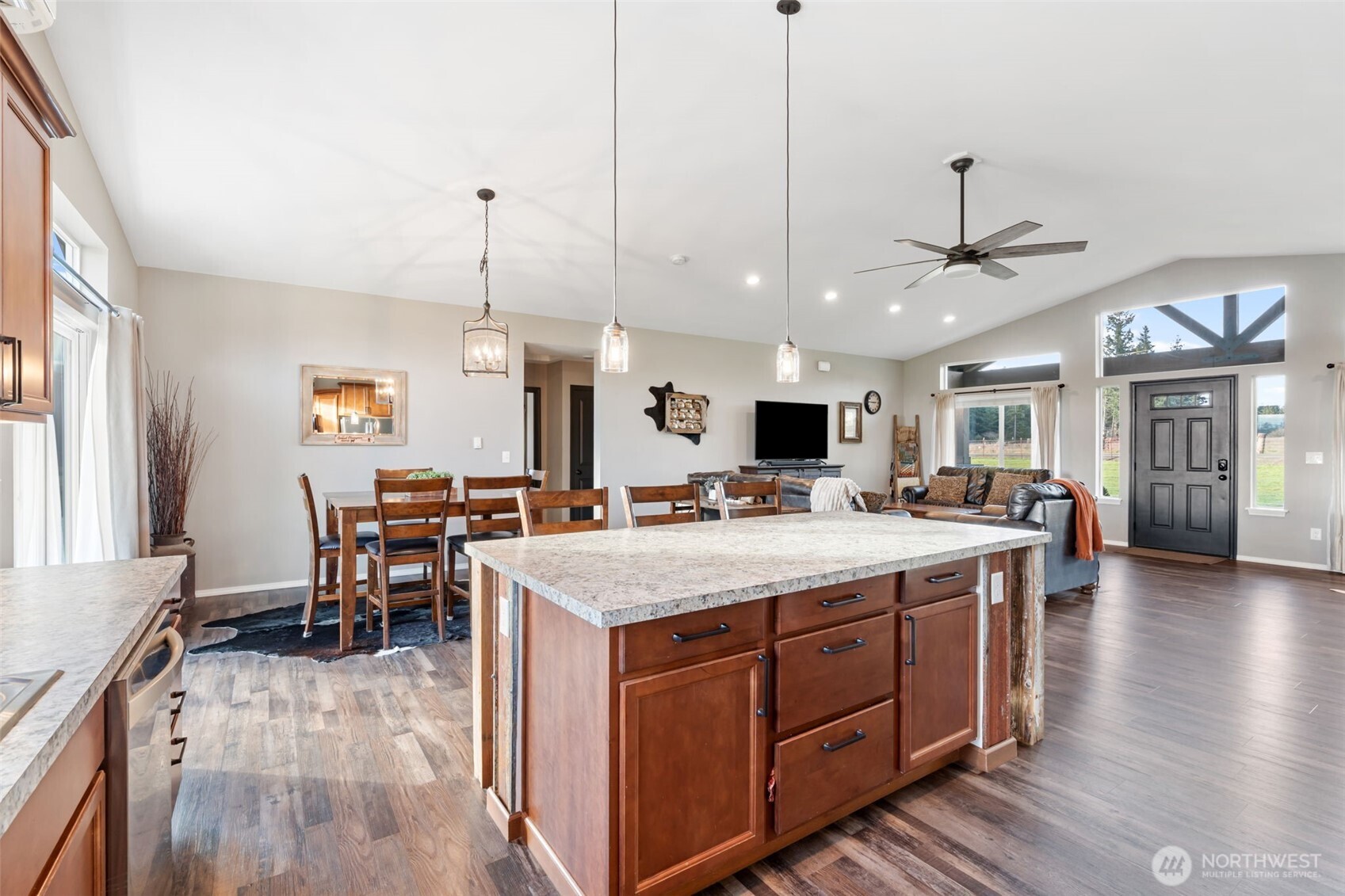 107 Haight Road , Chehalis, WA 98532