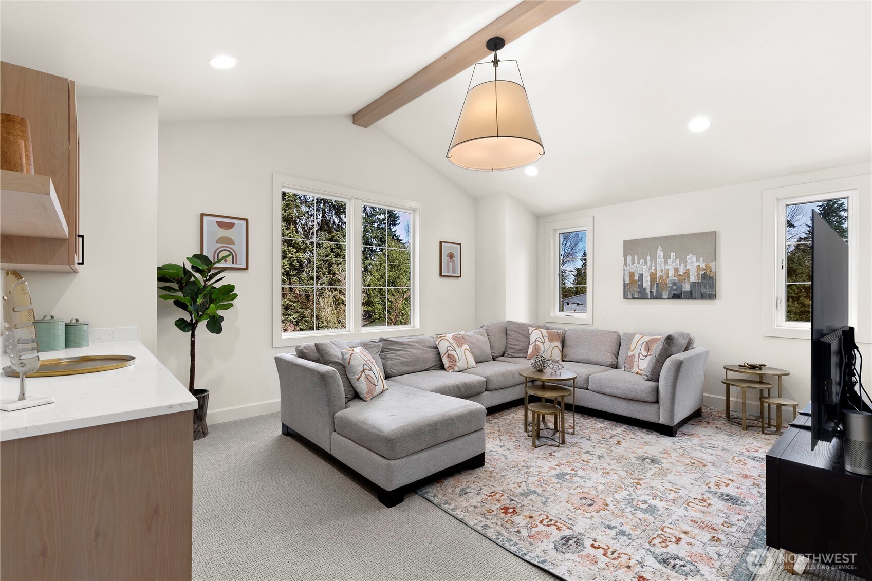 13017 NE 113th St #1, Kirkland, WA 98033