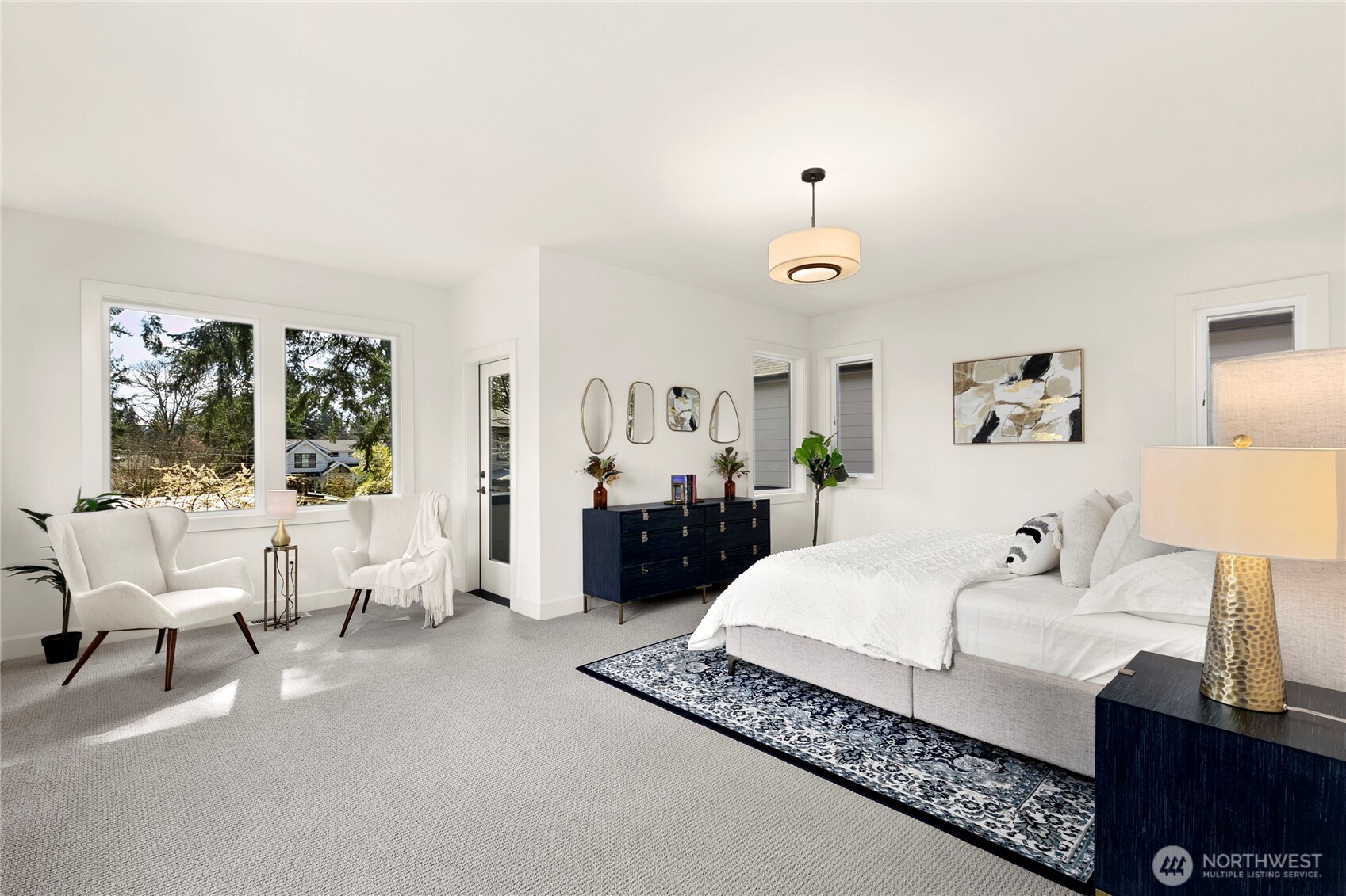 13017 NE 113th St #1, Kirkland, WA 98033