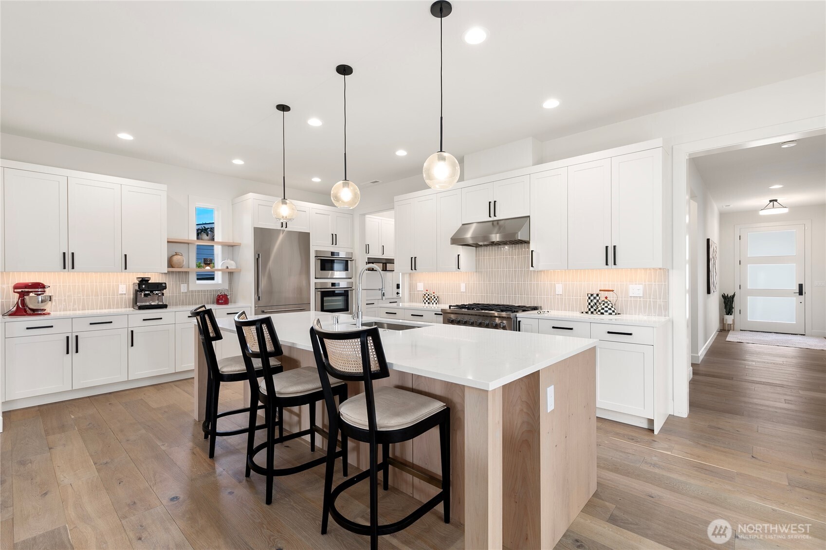 13017 NE 113th St #1, Kirkland, WA 98033