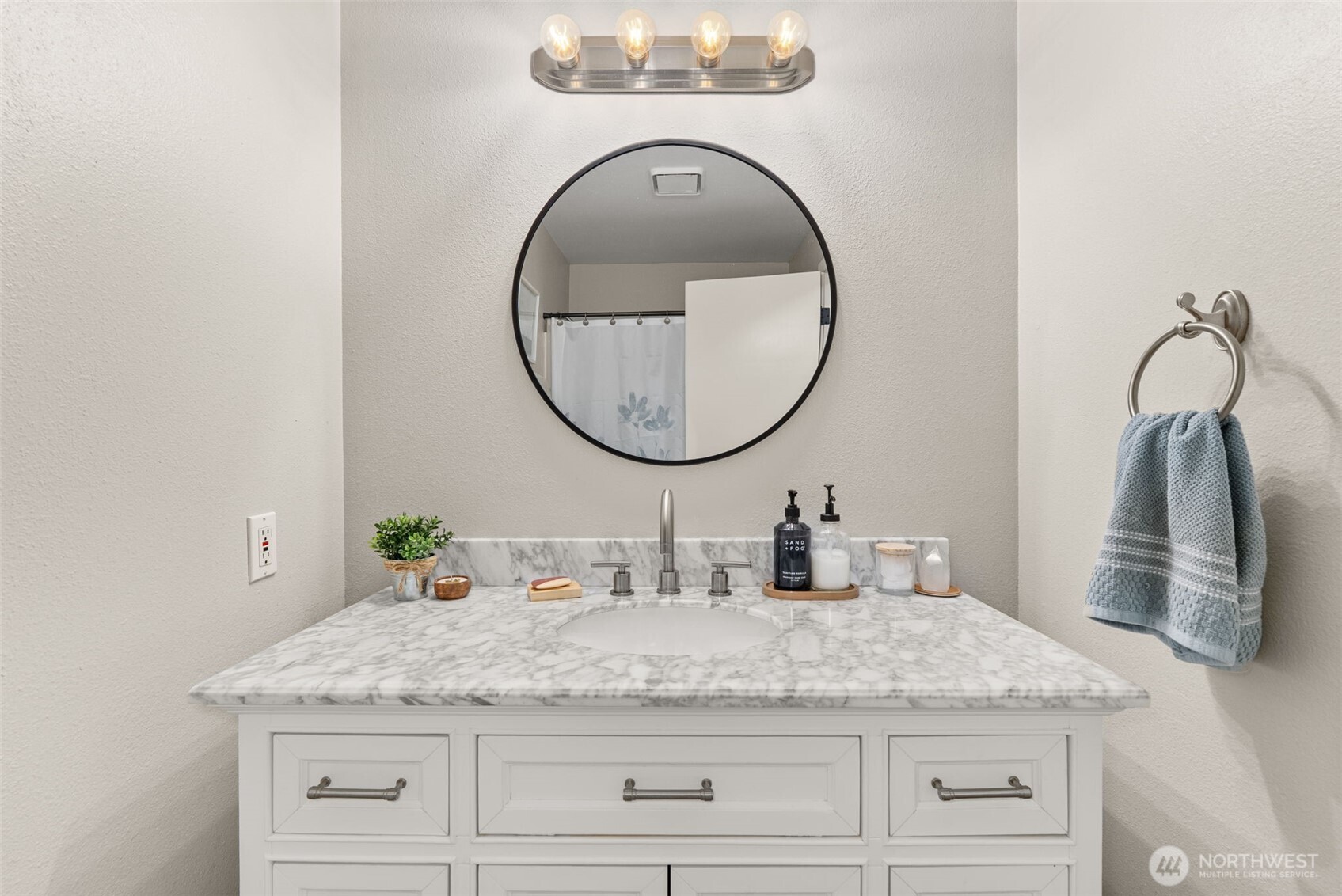 835 SW 21st Street , Chehalis, WA 98532